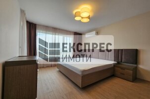 Нов, Луксозен, Обзаведен Тристаен апартамент, Център