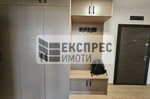 Нов, Луксозен, Обзаведен Тристаен апартамент, Център