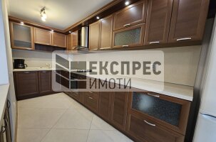  2 Schlafzimmer Wohnung, Regional hospital