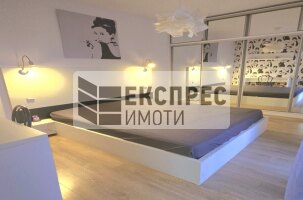 Луксозен Обзаведен Тристаен апартамент, Окръжна болница
