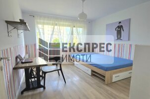 Луксозен Обзаведен Тристаен апартамент, Окръжна болница