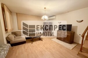 Furnished 3 bedroom apartment, Farmers' Market