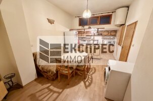 Furnished 3 bedroom apartment, Farmers' Market