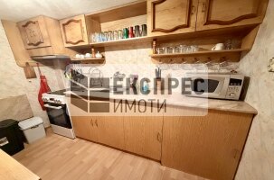 Furnished 3 bedroom apartment, Farmers' Market