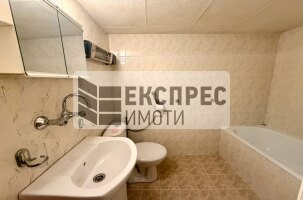 Furnished 3 bedroom apartment, Farmers' Market