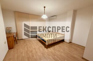 Furnished 3 bedroom apartment, Farmers' Market
