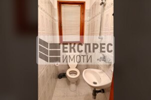 Furnished 3 bedroom apartment, Farmers' Market