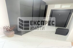  2 Schlafzimmer Wohnung, Chayka