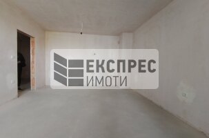 Нов с А16 Двустаен апартамент, Център