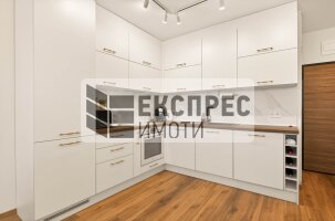 Neue, Möblierte, Luxuriös 1 Schlafzimmer Wohnung, Kabakum