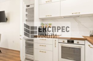 Neue, Möblierte, Luxuriös 1 Schlafzimmer Wohnung, Kabakum