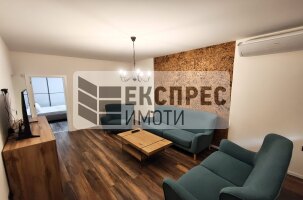  2 Schlafzimmer Wohnung, Chayka