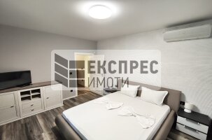  2 Schlafzimmer Wohnung, Chayka