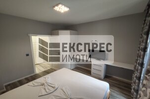  2 Schlafzimmer Wohnung, Chayka