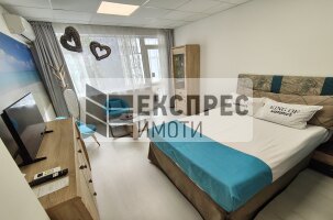  Studio, Regional hospital