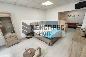  Studio, Regional hospital