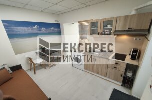  Studio, Regional hospital