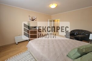 Обзаведен Двустаен апартамент, Лятно кино Тракия