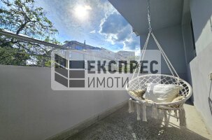Furnished 2 bedroom apartment