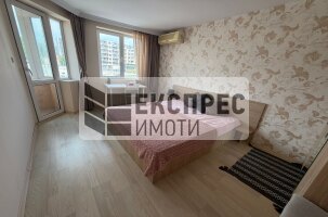 Furnished 2 Schlafzimmer Wohnung, Regional hospital