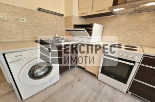 Oбзаведен, Четиристаен апартамент, Окръжна болница