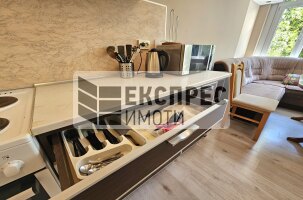 Oбзаведен, Четиристаен апартамент, Окръжна болница