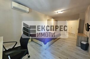Oбзаведен, Четиристаен апартамент, Окръжна болница