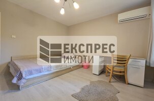 Oбзаведен, Четиристаен апартамент, Окръжна болница