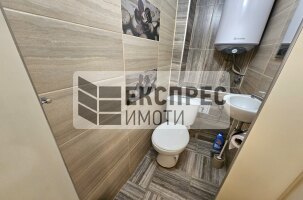 Oбзаведен, Четиристаен апартамент, Окръжна болница