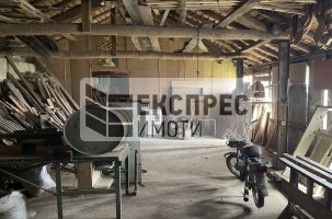  Къща