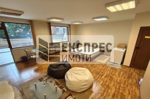  Studio, University of Economics
