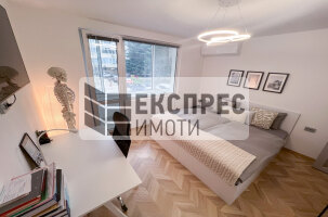 Furnished, completely renovated 3 bedroom apartment, Regional hospital