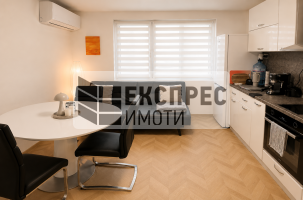 Möbliert 1 Schlafzimmer Wohnung, Regional hospital