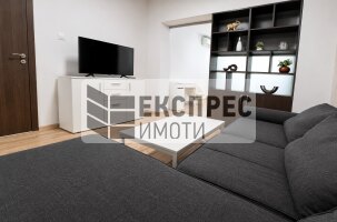 New, Furnished 2 Schlafzimmer Wohnung, Center