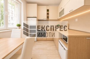 New, Furnished 2 Schlafzimmer Wohnung, Center