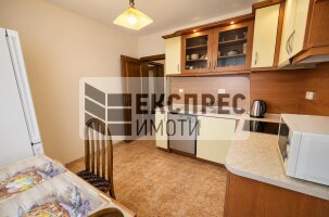 Furnished 2 bedroom apartment, Red Square