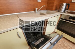 Furnished 2 bedroom apartment, Red Square