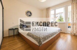 Furnished 2 bedroom apartment, Red Square