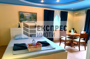 Furnished Studio, Sea garden