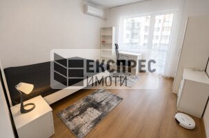 Möbliert 2 Schlafzimmer Wohnung, Regional hospital